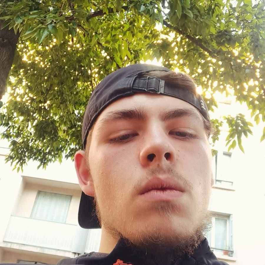 Profil de Aurian